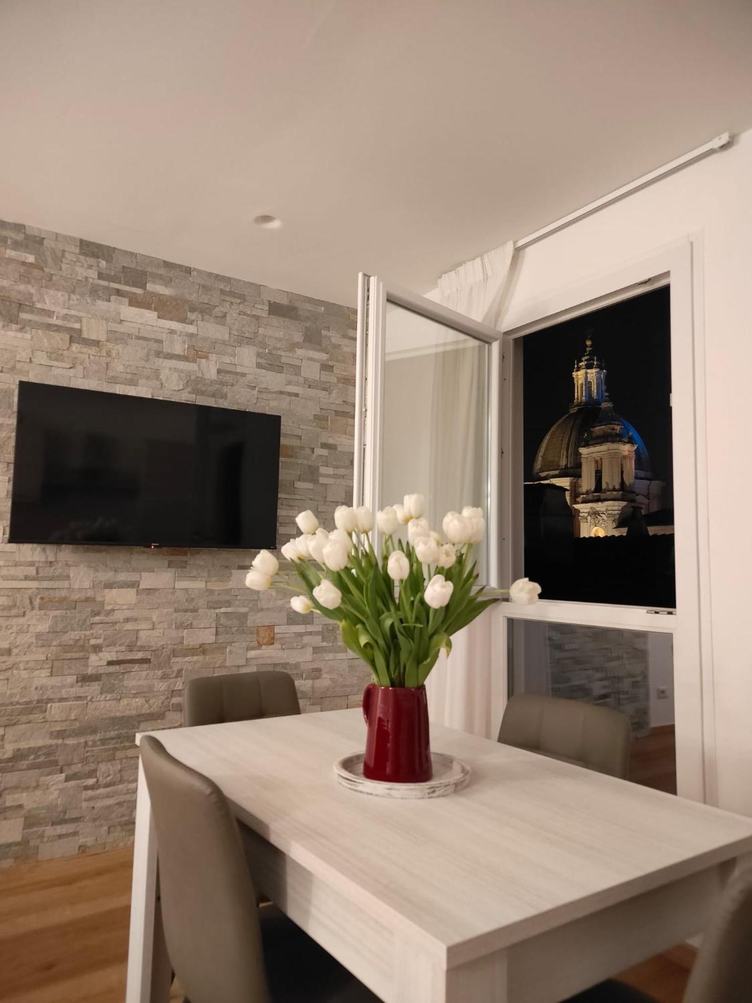 Lilly's Piazza Navona Apartment Rom